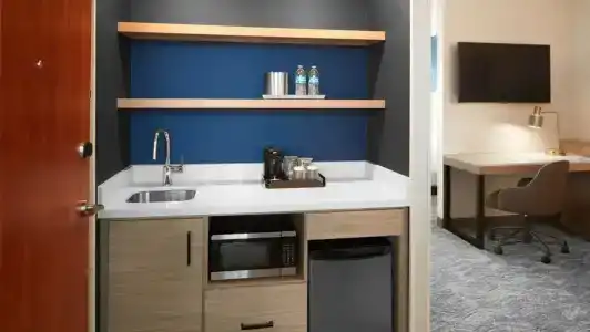 SpringHill Suites by Marriott Virginia Beach Oceanfront - 4