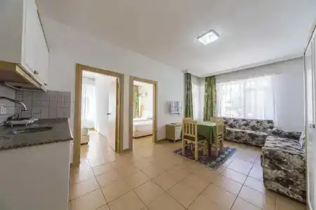 Eftalia Aytur - 39