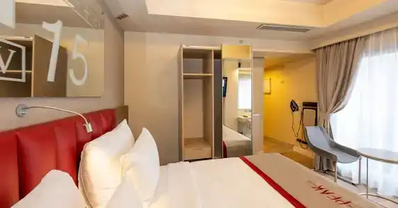 Ramada by Wyndham Istanbul Pera - 75