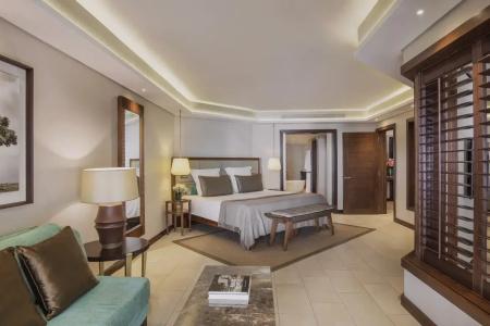 Royal Palm Beachcomber Luxury - 50