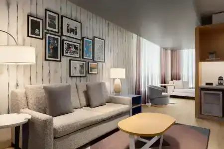 Radisson Blu Anaheim - 19