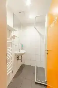 Le Petit Prague - 16