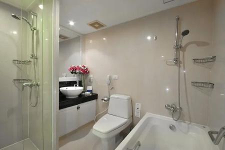 Centre Point Sukhumvit 10 - 100