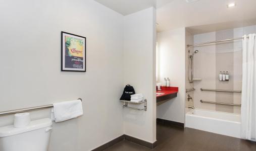 Best Western Plus Dragon Gate Inn - 43