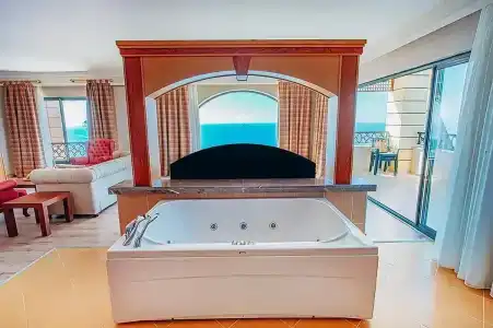 Utopia World - 69