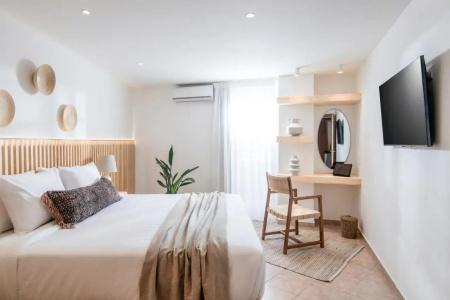 Elea Suites & Residences - 4