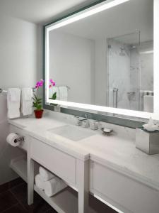 Royal Sonesta New Orleans - 43