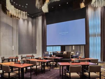 Rosewood Bangkok - 18