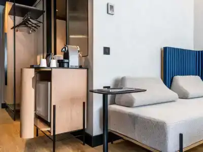 Novotel Campo De Las Naciones - 16