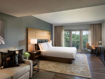Hyatt Regency Hill Country Resort & Spa - 56