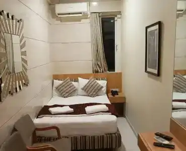 Bentley Marine Drive - 19