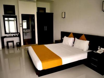 Lagoon Paradise Beach Resort - 1