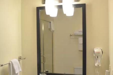 Days Inn & Suites by Wyndham - 21
