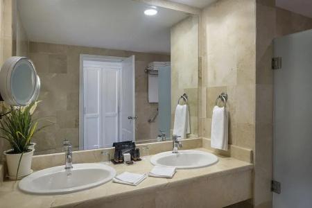Ocean Blue & Sand Beach Resort - All Inclusive - 84