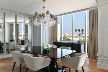 The Ritz-Carlton, - 88