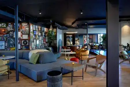 Grafton on Sunset - 18