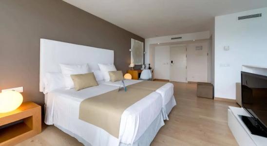 Playa Esperanza Suites - 56