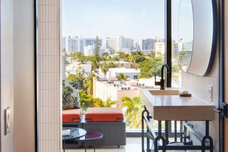 Moxy Miami South Beach - 53