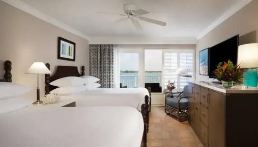 Pier House & Spa - 61