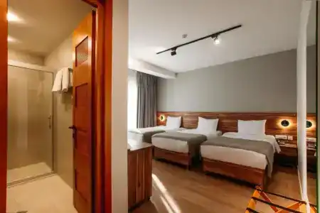 Address Boutique - 40