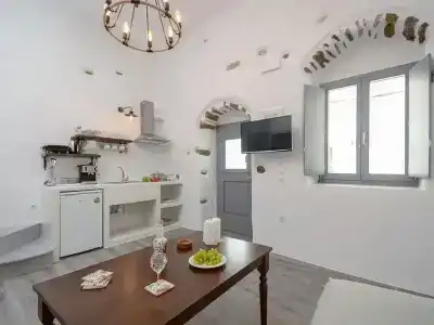 Venetian Suites - 107