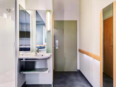 ibis budget Wiesbaden Nordenstadt - 52