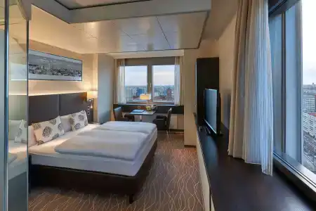 Park Inn by Radisson Berlin Alexanderplatz - 74