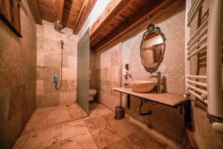 Zeus Cave Suites - 82