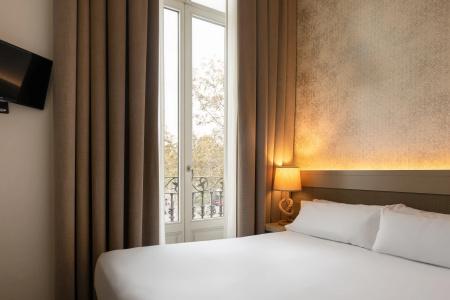 Duquesa Suites Barcelona - 66
