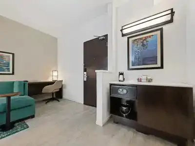 Hyatt Place - 53