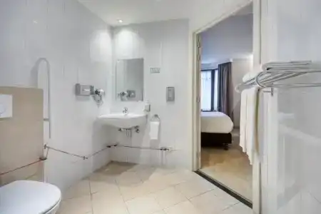 Holiday Inn Brussels Schuman, An Ihg - 18