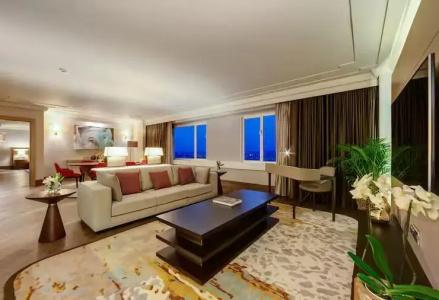 Adana Hiltonsa - 75