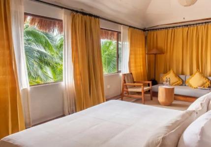 Dune Boutique located at the party zone - 42