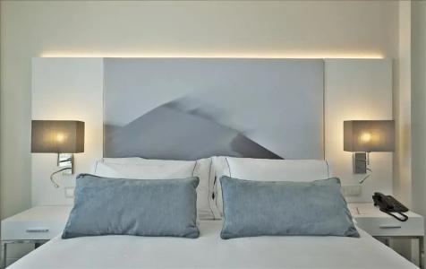White Lisboa - 23
