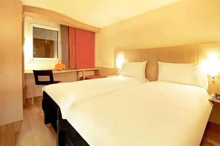 Ibis Providencia - 29