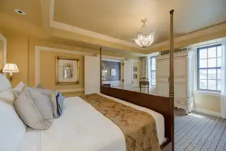 The Jefferson - 33