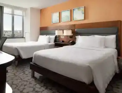 Hilton Garden Inn Long Island City - 38