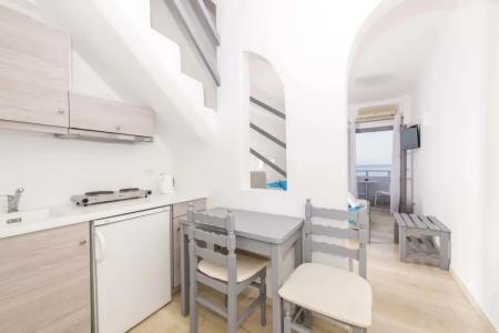 Blue Waves Suites & - 123