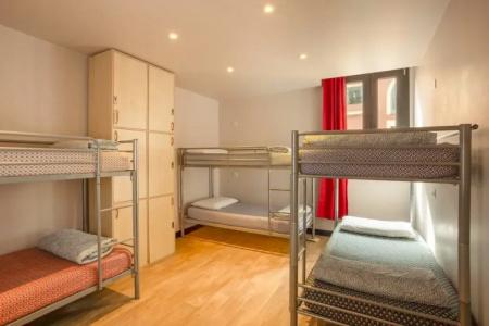 Villa Saint Exupery Beach Hostel - 57
