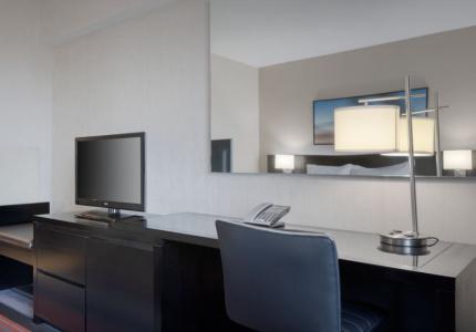 Courtyard By Marriott New York Jfk Airport - 28