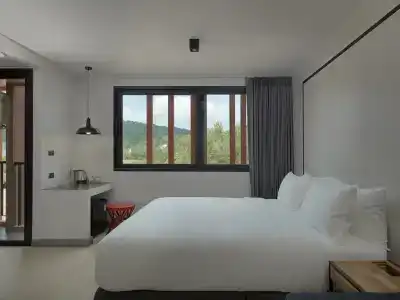 Prime Town - Posh & Port Phuket - 37