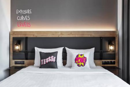 Moxy Bucharest Old Town - 30