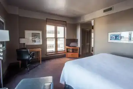 Magnolia Downtown Dallas - 56