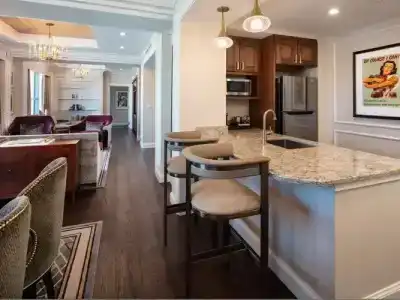 The Higgins New Orleans, Curio Collection By Hilton - 71