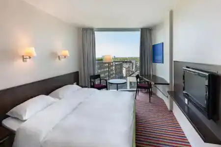 Park Inn by Radisson Meriton Conference & Spa Tallinn - 57