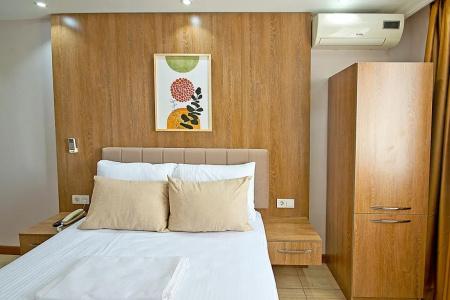 Lioncity - 8