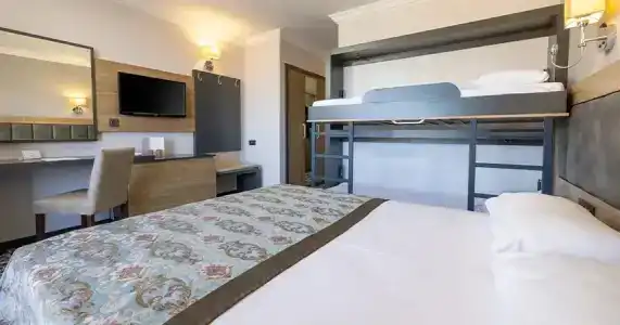 Crystal Aura Beach Resort & Spa  - 40