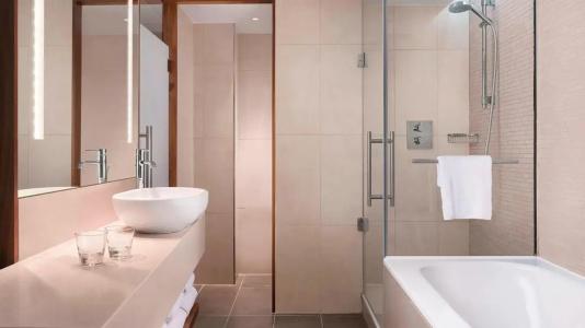 Sheraton Grand & Spa - 61
