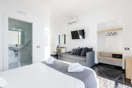 Bella Napoli Suites - 66