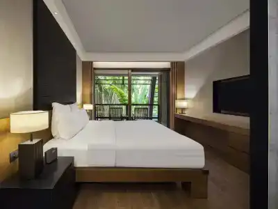 Pullman Oceanview Sanya Bay Resort & Spa - 68